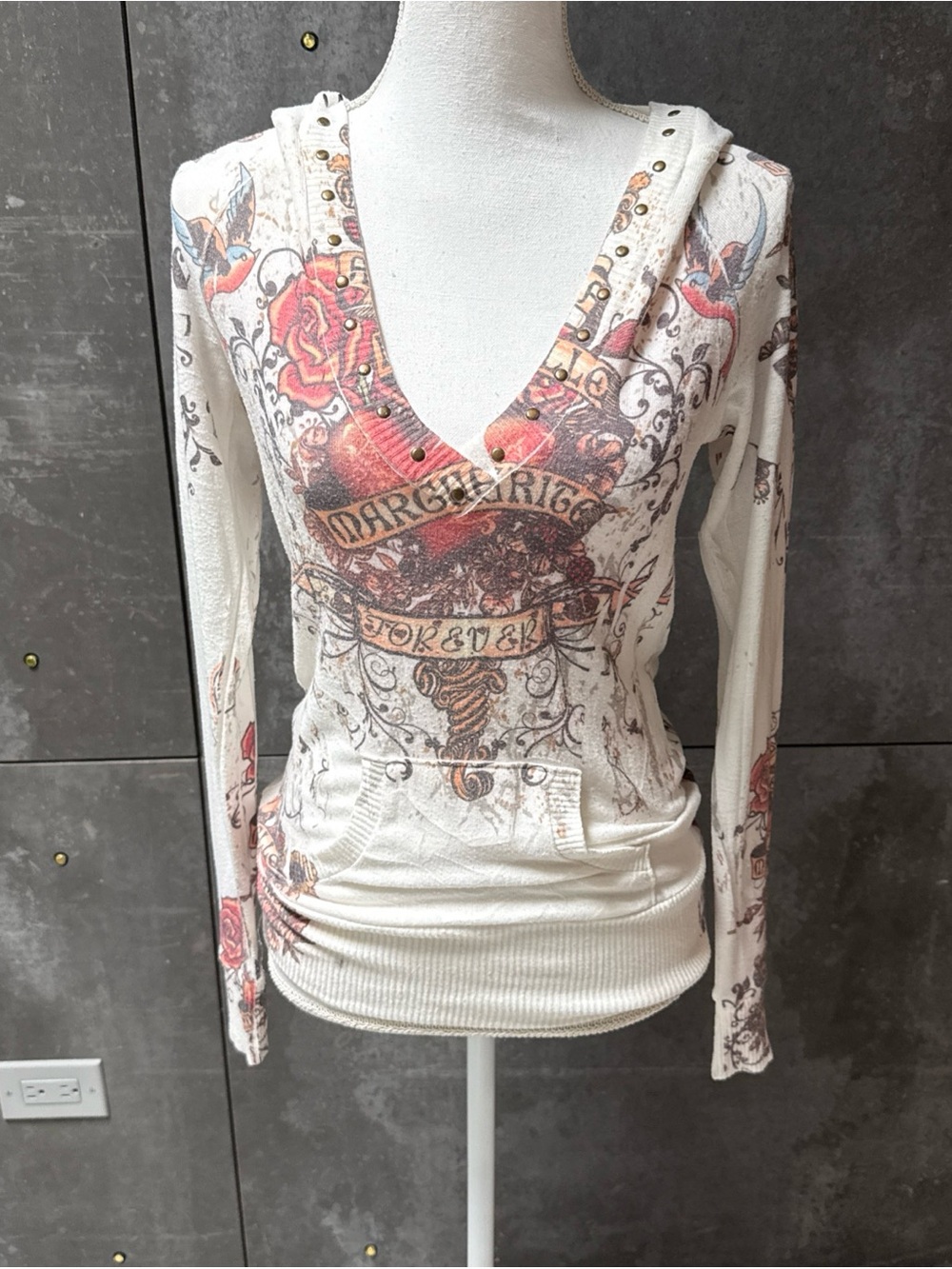 Twenty One  vintage Y2K V Neck  MARGUARITA FOREVER HOODIE  size S